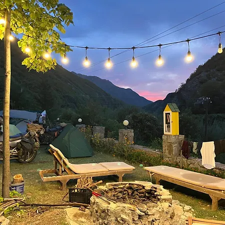 فندق مبيت وإفطار Prekal Park Kamping 3*