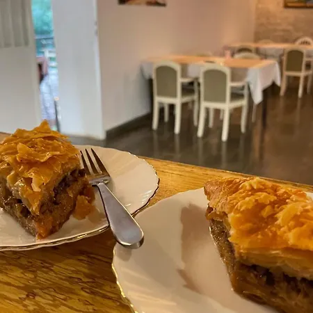 Prekal Park Kamping Alojamento de Acomodação e Pequeno-almoço Shkodër