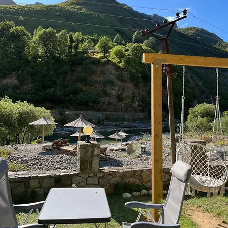 Prekal Park Kamping Alojamento de Acomodação e Pequeno-almoço Shkodër