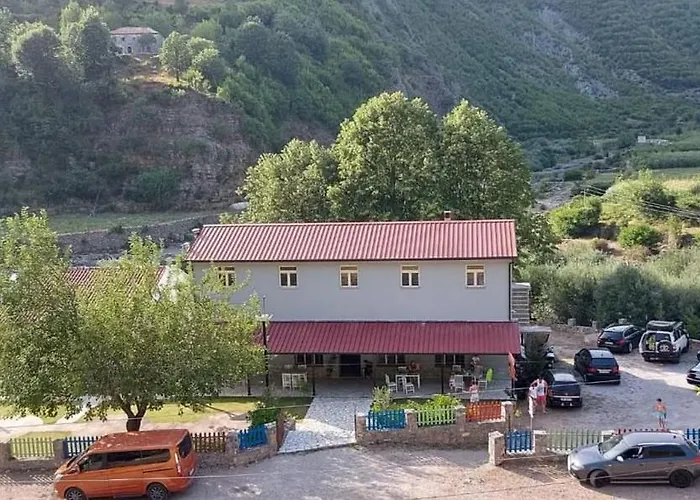Prekal Park Kamping 3* Shkodër