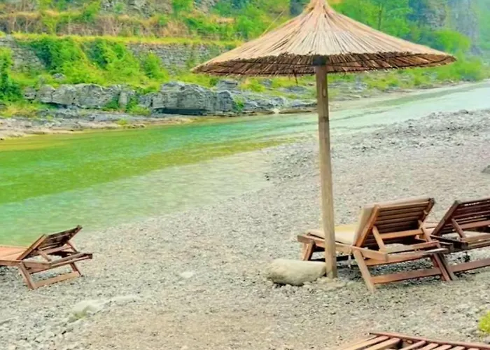 Prekal Park Kamping 3* Shkodër